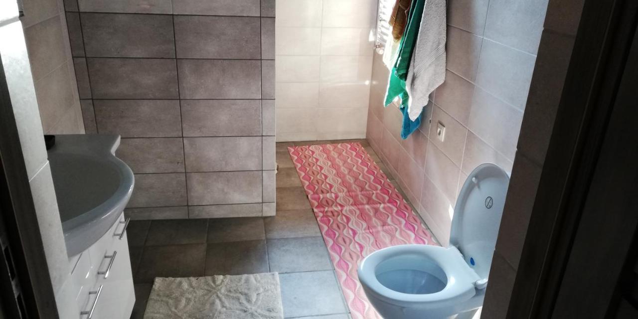 Pod Klonowym Sercem Kloczew Kültér fotó