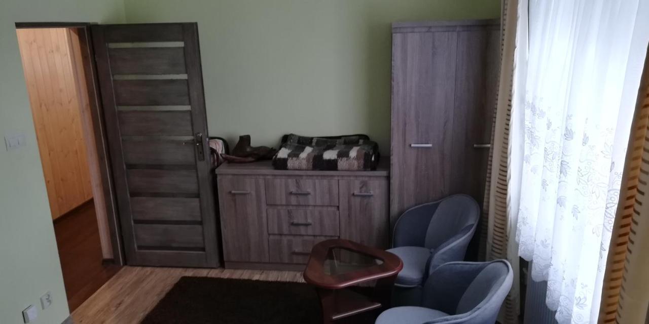 Pod Klonowym Sercem Kloczew Kültér fotó